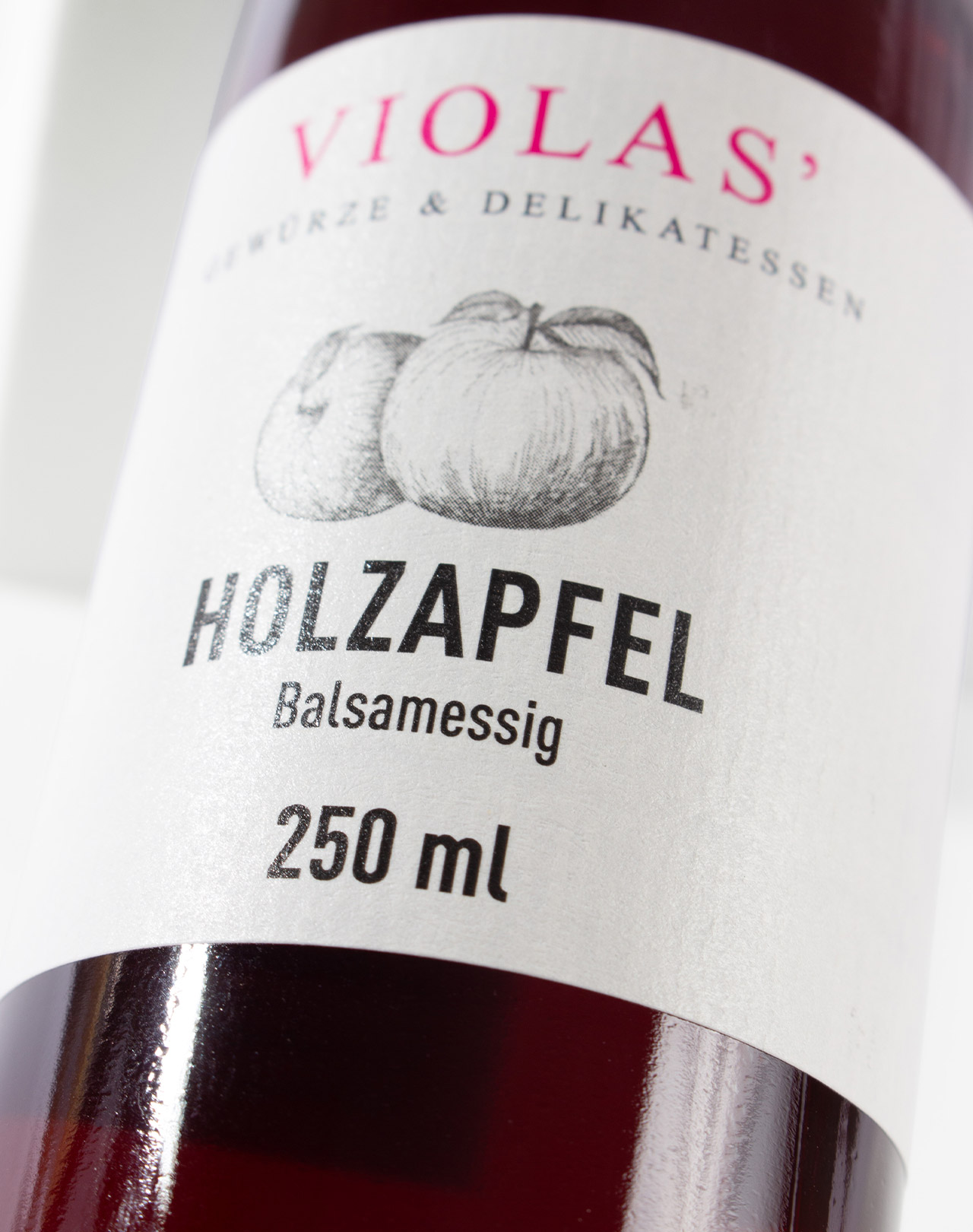 VIOLAS’ Balsamessig »Holzapfel«