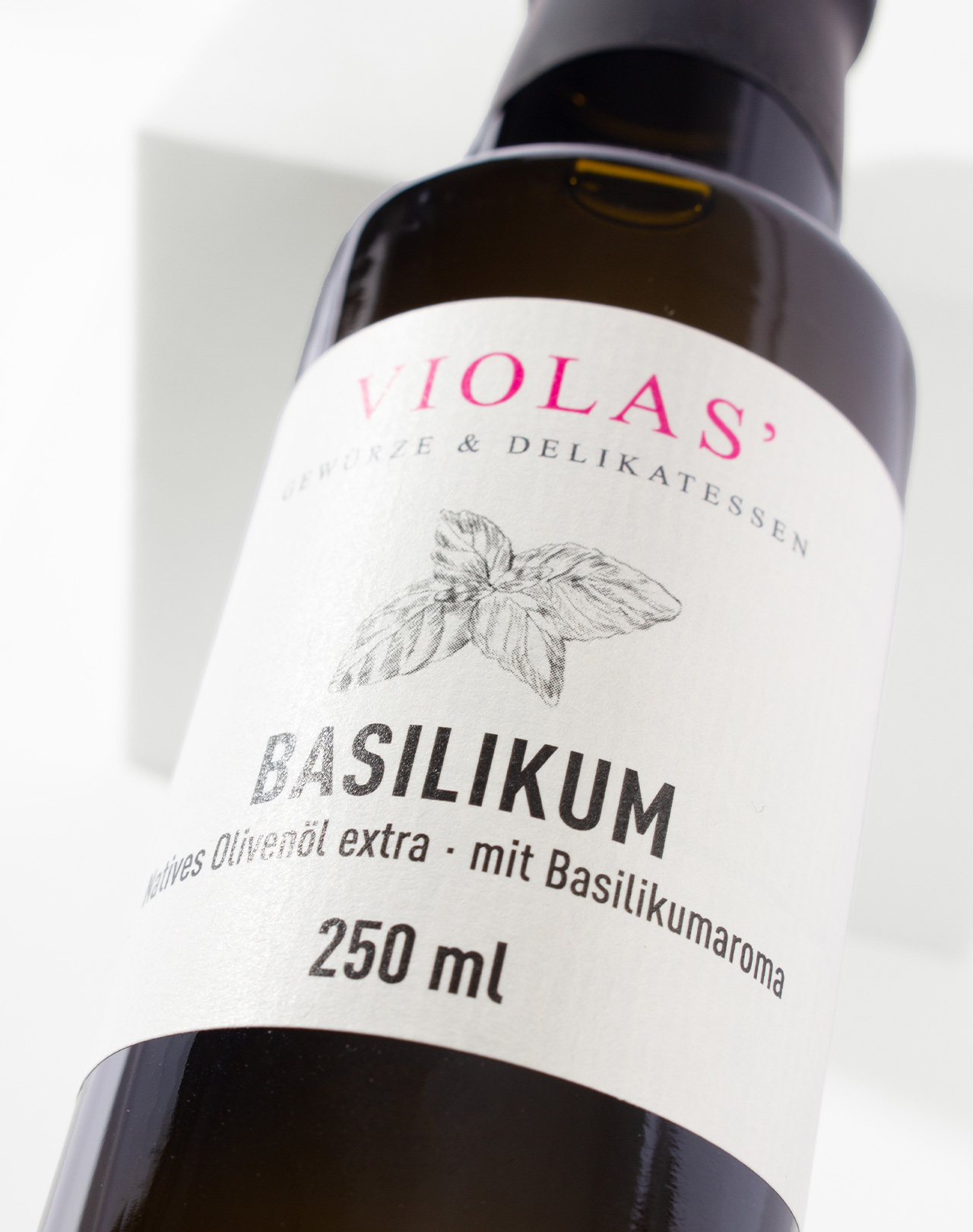 VIOLAS’ Olivenöl »Basilikum«